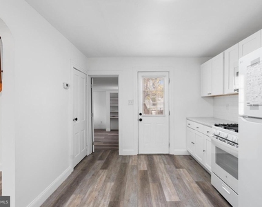 302 N Main Street - Photo Thumbnail 9