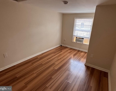 17 West Street - Photo Thumbnail 13