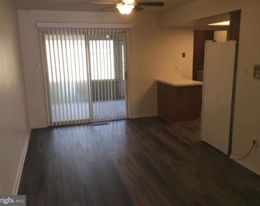 7 Rittenhouse Court - Photo Thumbnail 14