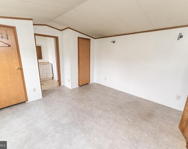 2350 Old Snow Hill Road - Photo Thumbnail 27