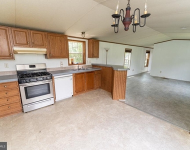 2350 Old Snow Hill Road - Photo Thumbnail 19