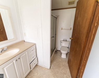 2350 Old Snow Hill Road - Photo Thumbnail 31