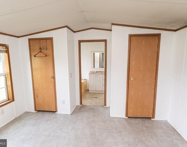 2350 Old Snow Hill Road - Photo Thumbnail 29