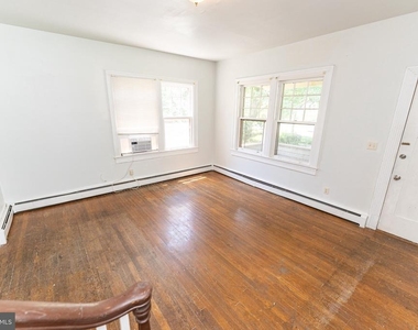 733 Camden Avenue - Photo Thumbnail 10
