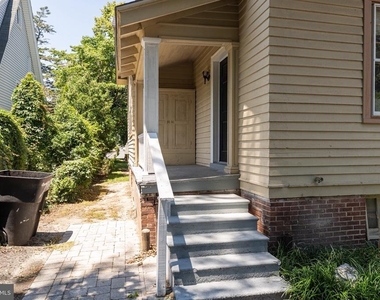 733 Camden Avenue - Photo Thumbnail 6