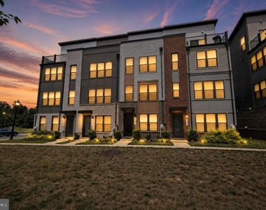 2554 Nicholson Street - Photo Thumbnail 1