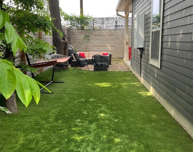 1122 Kirk Ave - Photo Thumbnail 14
