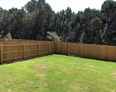 2205 Bettylou Ln - Photo Thumbnail 18