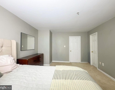9707 Quiet Brook Lane - Photo Thumbnail 15