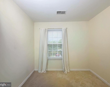 9707 Quiet Brook Lane - Photo Thumbnail 23