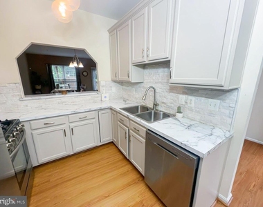 9707 Quiet Brook Lane - Photo Thumbnail 8