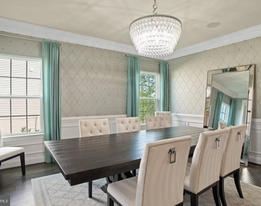 14202 Bentley Park Drive - Photo Thumbnail 6