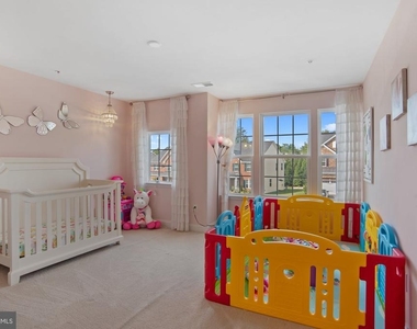 14202 Bentley Park Drive - Photo Thumbnail 28