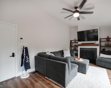 23647 Rolling Fork Way - Photo Thumbnail 8