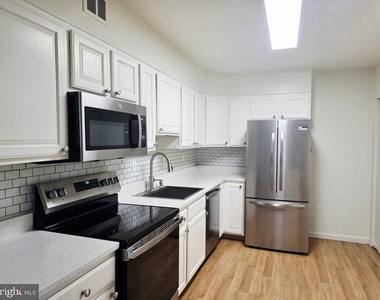 4516 Gretna Street - Photo Thumbnail 10