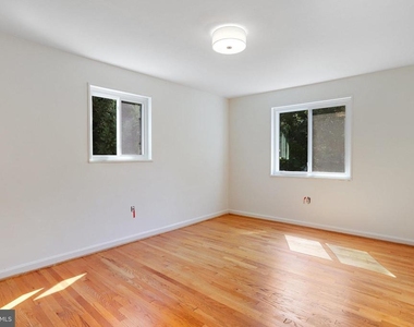4516 Gretna Street - Photo Thumbnail 18
