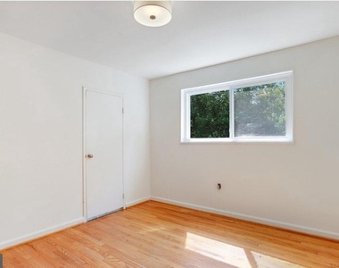 4516 Gretna Street - Photo Thumbnail 17