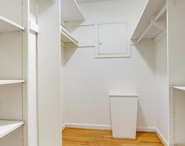 4516 Gretna Street - Photo Thumbnail 16