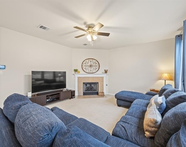 2306 Caprock Pl - Photo Thumbnail 9