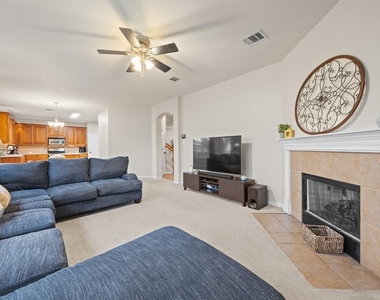 2306 Caprock Pl - Photo Thumbnail 8