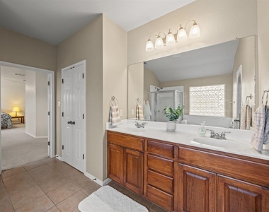 2306 Caprock Pl - Photo Thumbnail 17