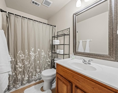 2306 Caprock Pl - Photo Thumbnail 21