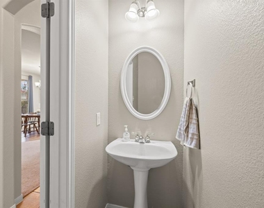 2306 Caprock Pl - Photo Thumbnail 24