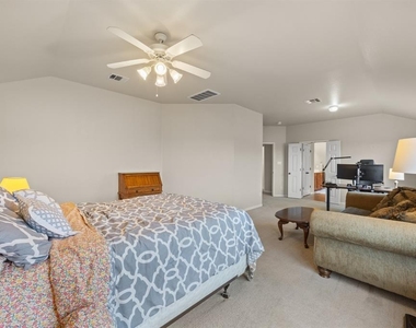 2306 Caprock Pl - Photo Thumbnail 16