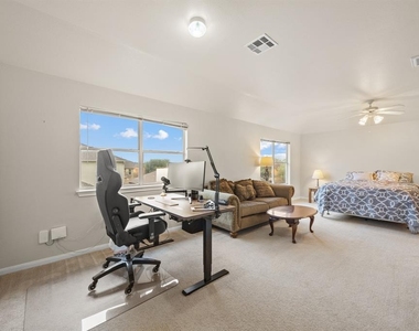 2306 Caprock Pl - Photo Thumbnail 15