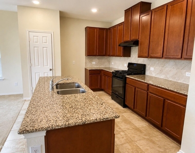 1313 Arbor Acres Loop - Photo Thumbnail 1