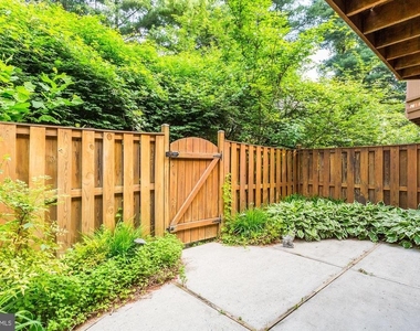 7133 Swansong Way - Photo Thumbnail 45