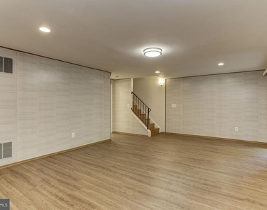 7133 Swansong Way - Photo Thumbnail 34