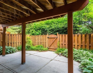 7133 Swansong Way - Photo Thumbnail 43