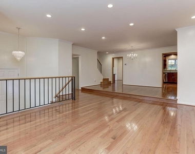 7133 Swansong Way - Photo Thumbnail 5
