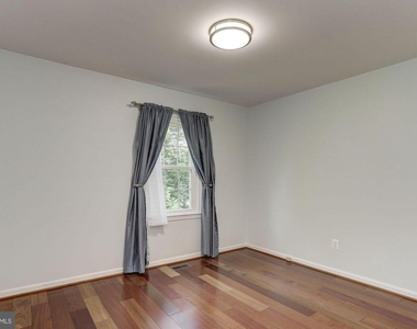 7133 Swansong Way - Photo Thumbnail 28