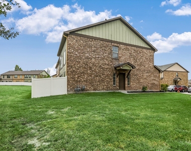 1900 Little Elm Trl - Photo Thumbnail 27