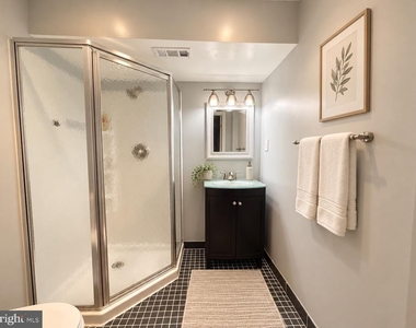 14643 Keeneland Circle - Photo Thumbnail 19