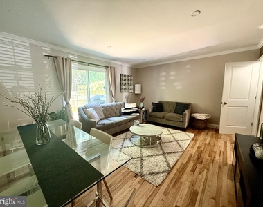 14643 Keeneland Circle - Photo Thumbnail 3