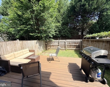 14643 Keeneland Circle - Photo Thumbnail 6