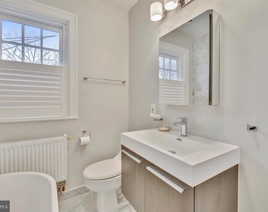 3515 Bradley Lane - Photo Thumbnail 20
