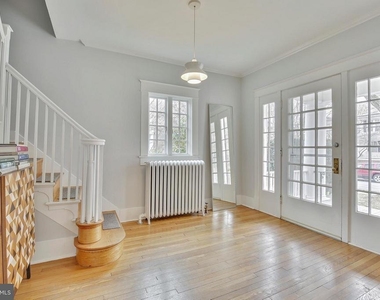 3515 Bradley Lane - Photo Thumbnail 3