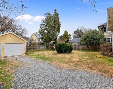 3515 Bradley Lane - Photo Thumbnail 27