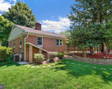 11132 Luxmanor Road - Photo Thumbnail 31