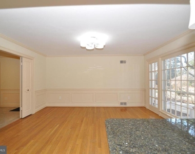 11132 Luxmanor Road - Photo Thumbnail 5