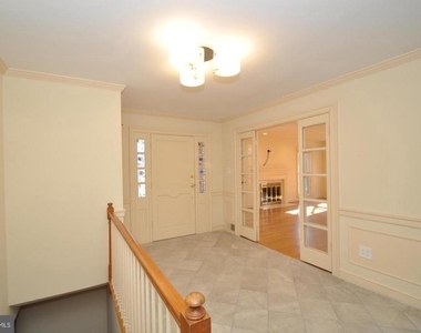 11132 Luxmanor Road - Photo Thumbnail 6