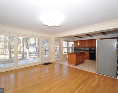 11132 Luxmanor Road - Photo Thumbnail 2