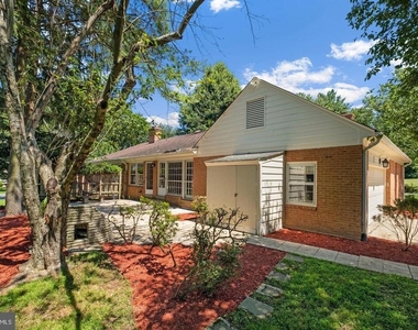 11132 Luxmanor Road - Photo Thumbnail 29