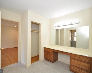 11132 Luxmanor Road - Photo Thumbnail 13