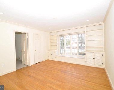 11132 Luxmanor Road - Photo Thumbnail 11