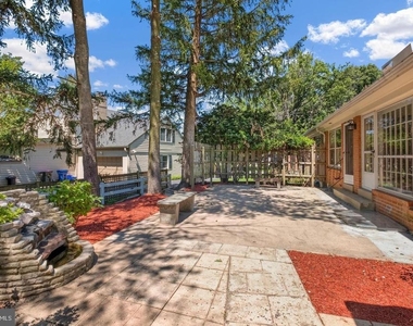 11132 Luxmanor Road - Photo Thumbnail 30